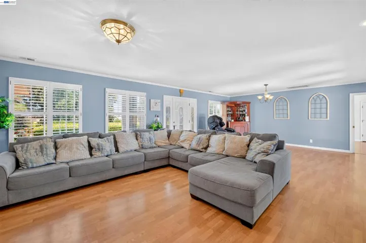 391 Union Road, Hollister, California 95023