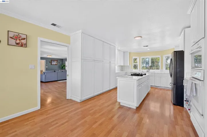 391 Union Road, Hollister, California 95023