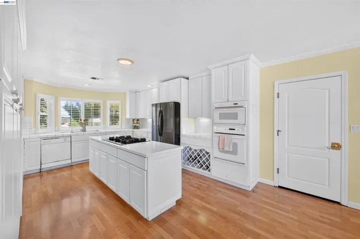 391 Union Road, Hollister, California 95023