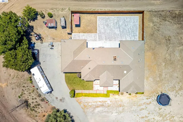 391 Union Road, Hollister, California 95023