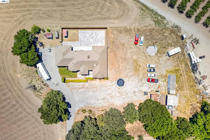 391 Union Road, Hollister, California 95023