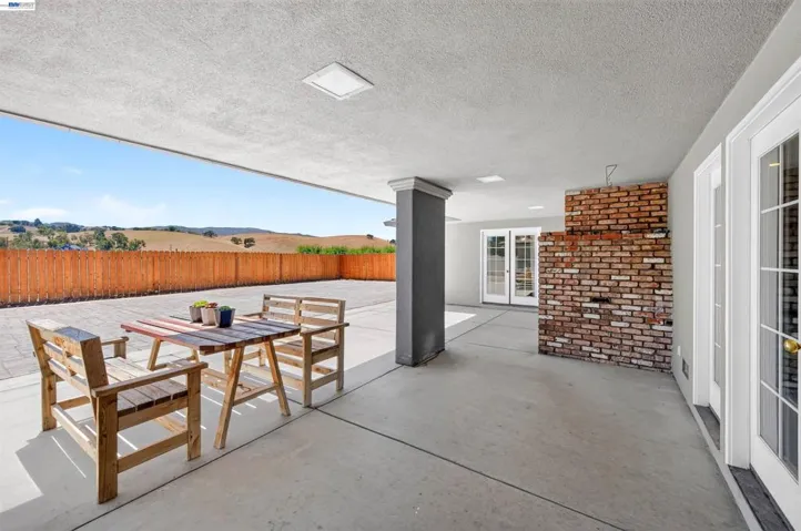 391 Union Road, Hollister, California 95023
