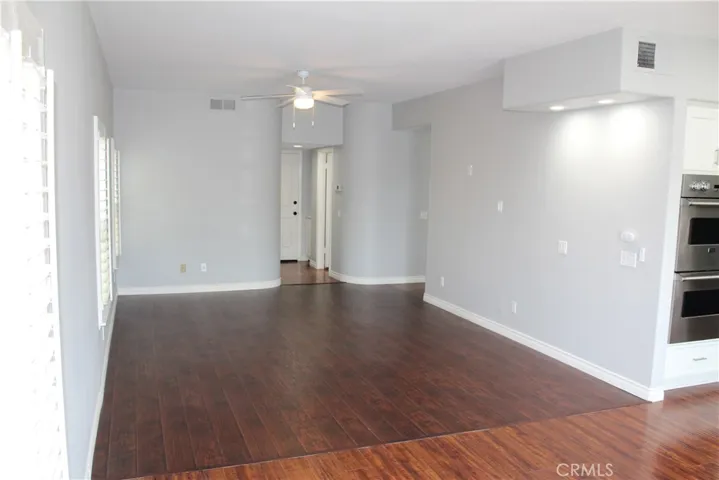 22 Flossmoor, Rancho Santa Margarita, California 92679