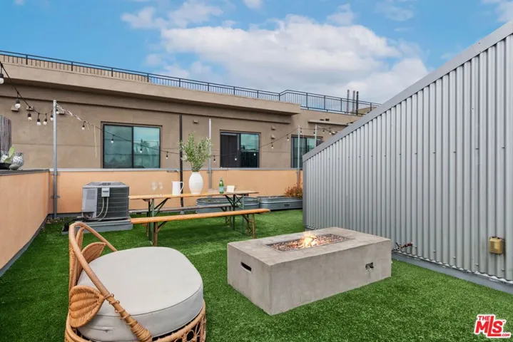 1933 W Kingston Place, Los Angeles, California 90026