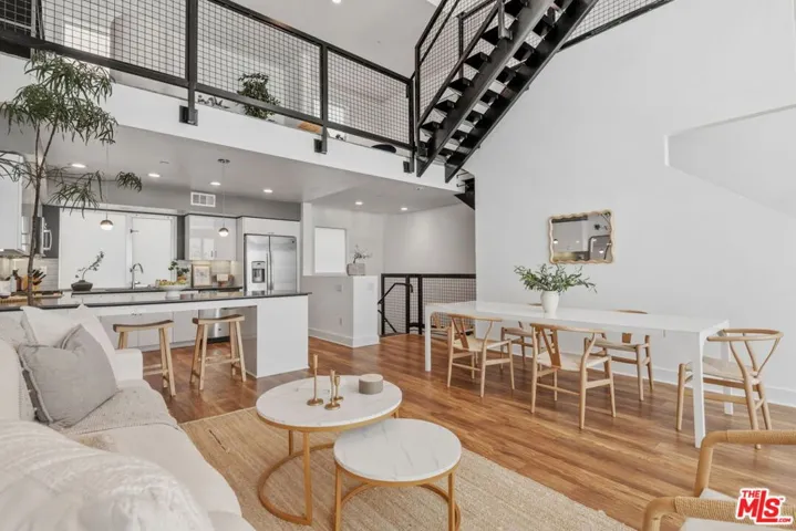 1933 W Kingston Place, Los Angeles, California 90026