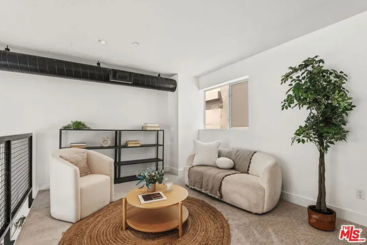 1933 W Kingston Place, Los Angeles, California 90026