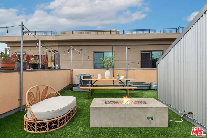 1933 W Kingston Place, Los Angeles, California 90026