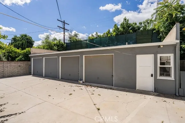 14748 Magnolia, Sherman Oaks, California 91403