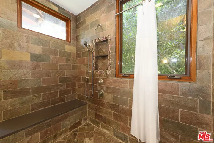 Primary Ensuite