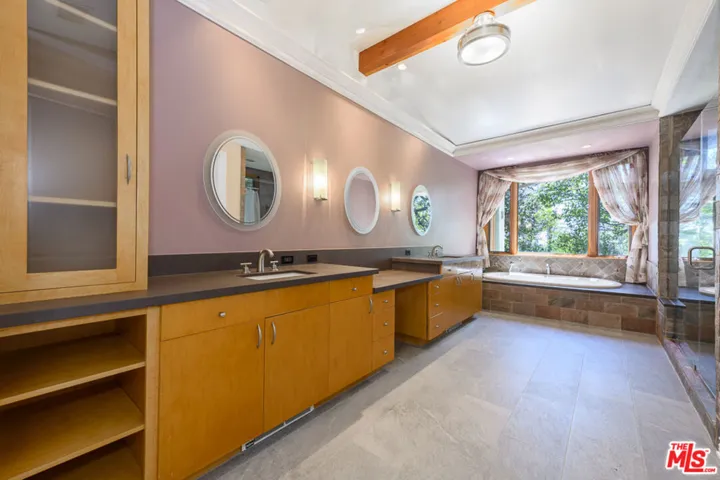Primary Ensuite