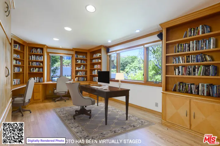 Office (virtually staged)