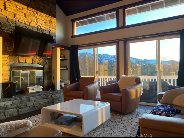 43866 Mendocino, Big Bear Lake, California 92315