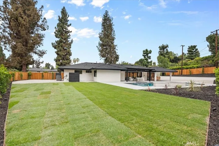 2000 Redondo, Fullerton, California 92835