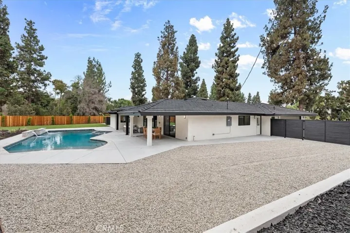 2000 Redondo, Fullerton, California 92835