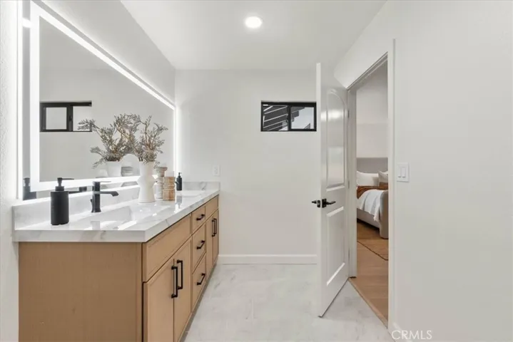 2000 Redondo, Fullerton, California 92835