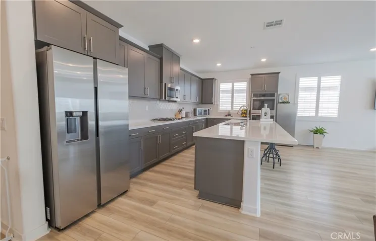 4953 Boston Ivy St, Fontana, California 92336