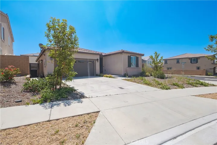4953 Boston Ivy St, Fontana, California 92336