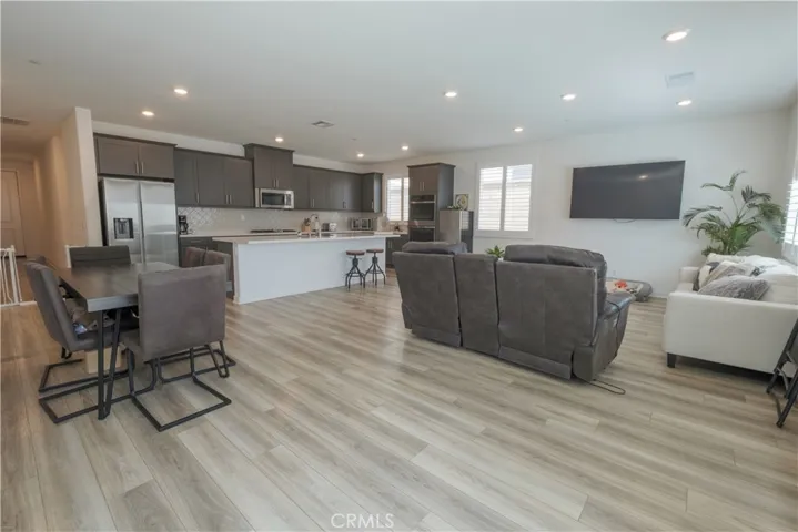 4953 Boston Ivy St, Fontana, California 92336