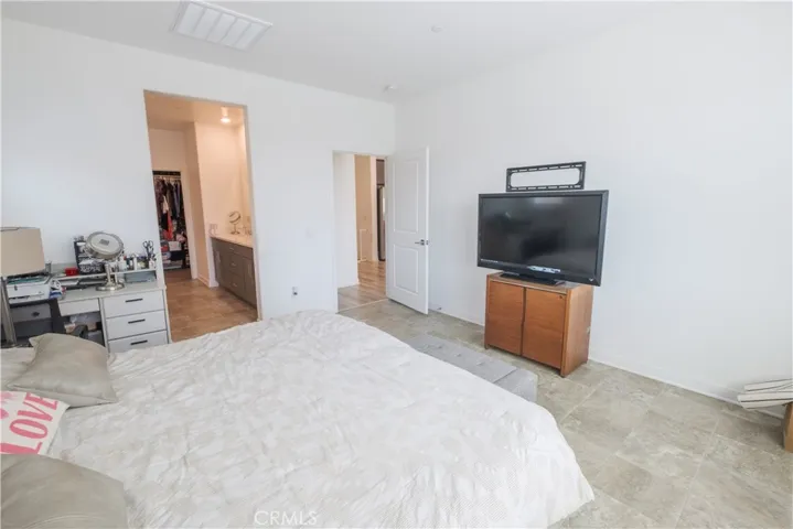 4953 Boston Ivy St, Fontana, California 92336