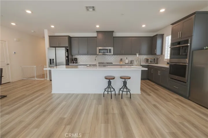 4953 Boston Ivy St, Fontana, California 92336