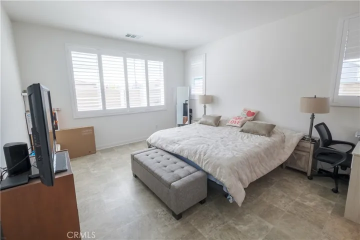 4953 Boston Ivy St, Fontana, California 92336