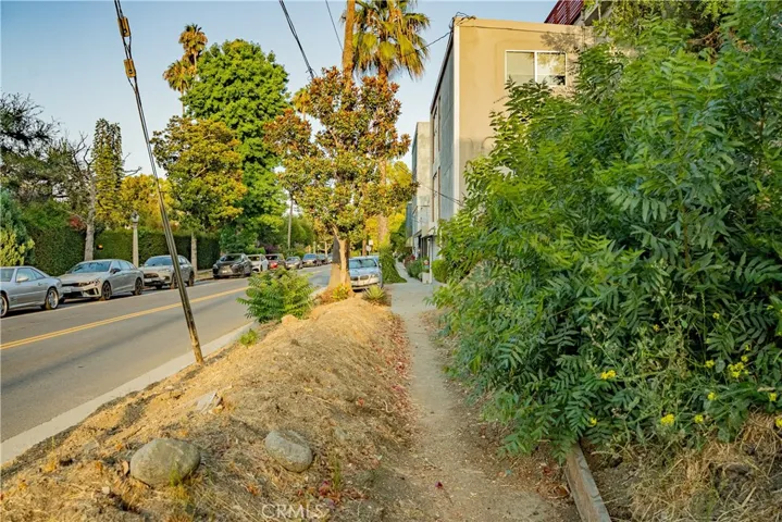 12448 Laurel Terrace Drive, Studio City, California 91604