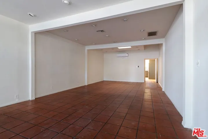 2120 N Cahuenga Boulevard, Los Angeles, California 90068