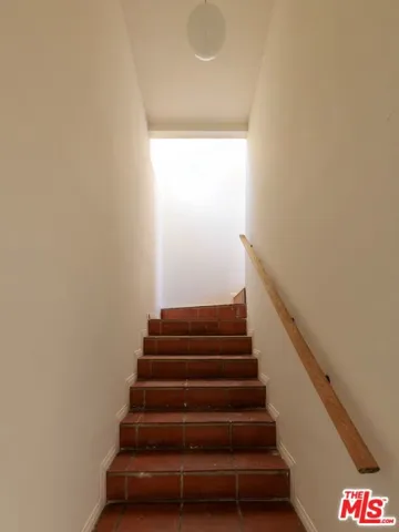 2120 N Cahuenga Boulevard, Los Angeles, California 90068