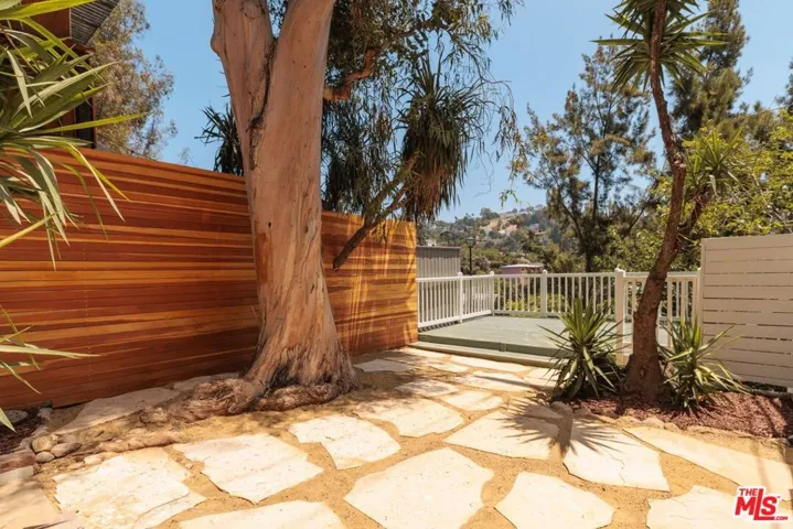 2120 N Cahuenga Boulevard, Los Angeles, California 90068