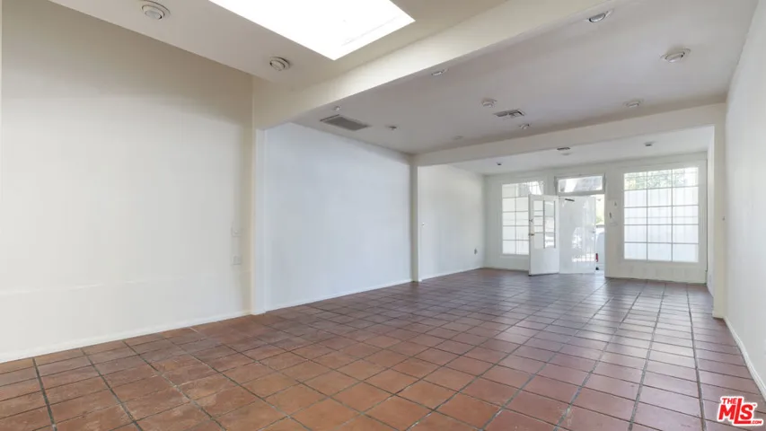 2120 N Cahuenga Boulevard, Los Angeles, California 90068