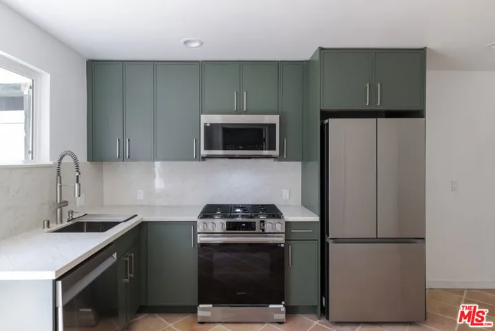 2120 N Cahuenga Boulevard, Los Angeles, California 90068