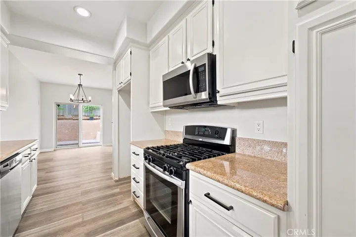 13471 Sunny Palms Ln, Sylmar, California 91342
