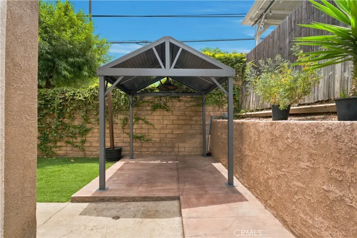 13471 Sunny Palms Ln, Sylmar, California 91342
