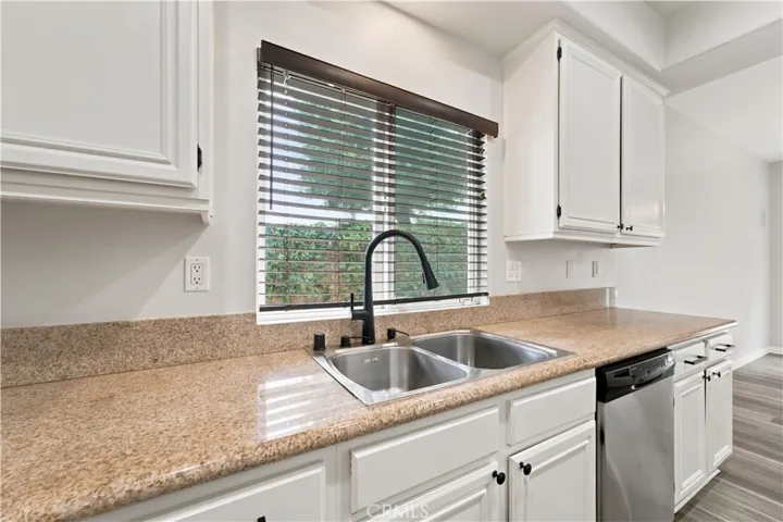 13471 Sunny Palms Ln, Sylmar, California 91342