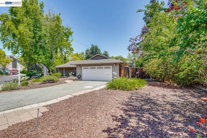 997 Ilima Way, Palo Alto, California 94306-2618
