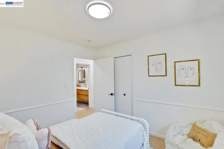 997 Ilima Way, Palo Alto, California 94306-2618