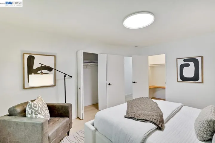 997 Ilima Way, Palo Alto, California 94306-2618