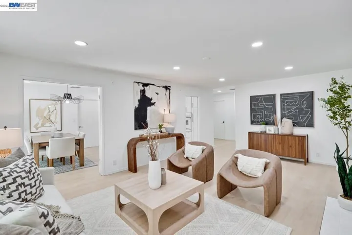 997 Ilima Way, Palo Alto, California 94306-2618