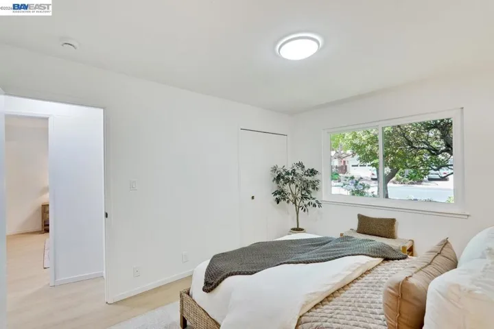 997 Ilima Way, Palo Alto, California 94306-2618