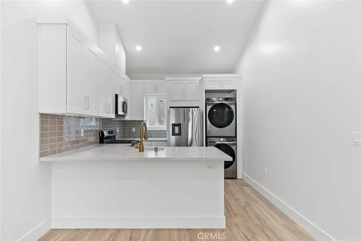 2618 Glendale, Los Angeles, California 90039