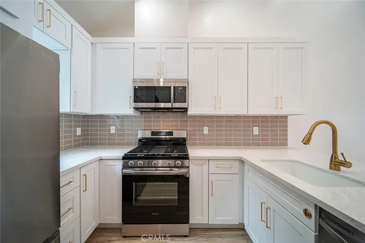 2618 Glendale, Los Angeles, California 90039