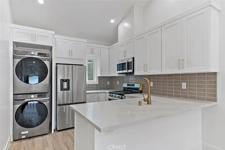 2618 Glendale, Los Angeles, California 90039