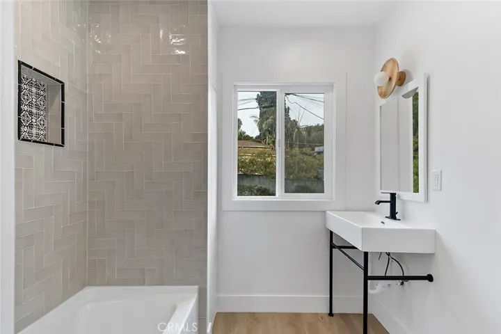 2618 Glendale, Los Angeles, California 90039
