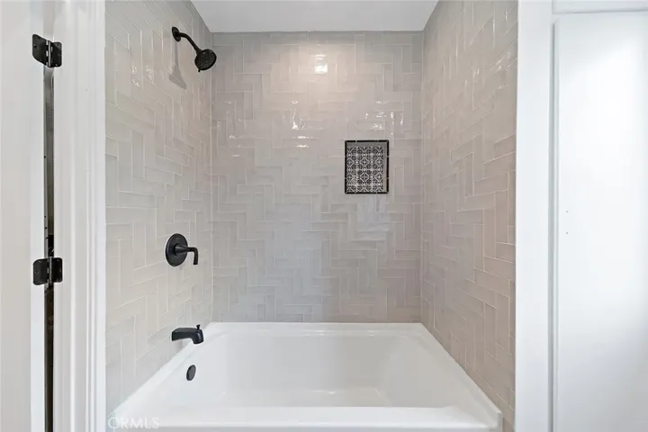 2618 Glendale, Los Angeles, California 90039