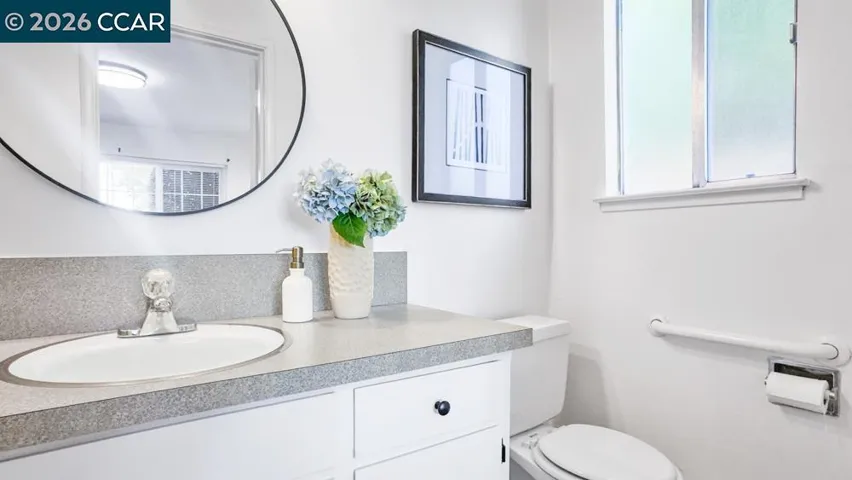 17786 Parker Rd, Castro Valley, California 94546