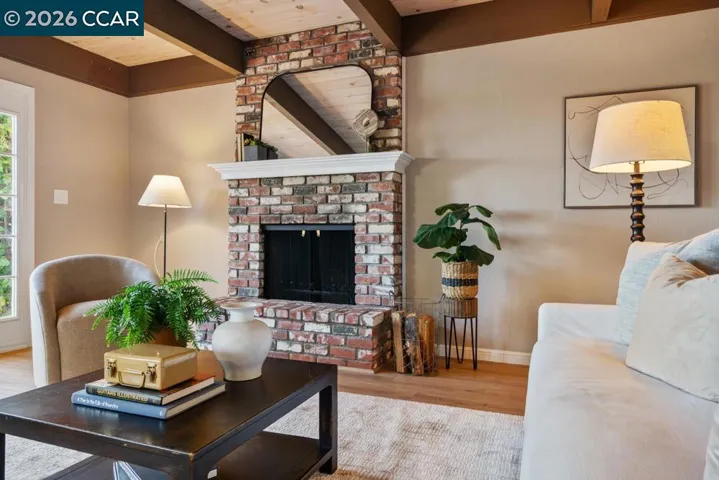 17786 Parker Rd, Castro Valley, California 94546