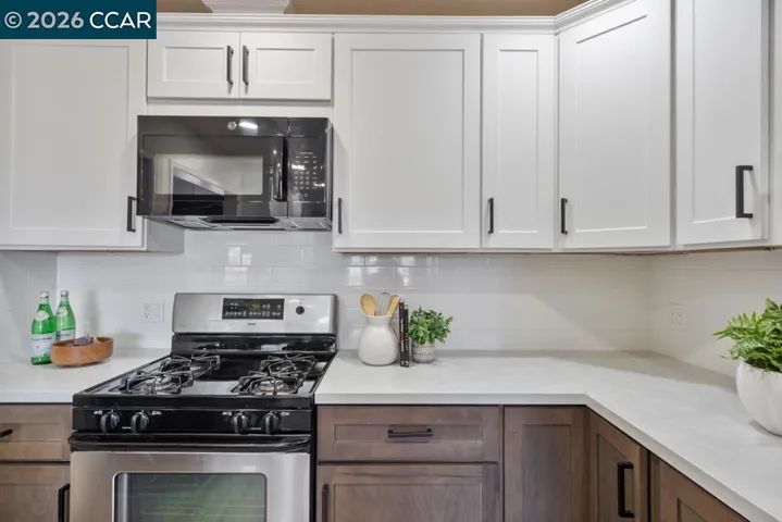 17786 Parker Rd, Castro Valley, California 94546