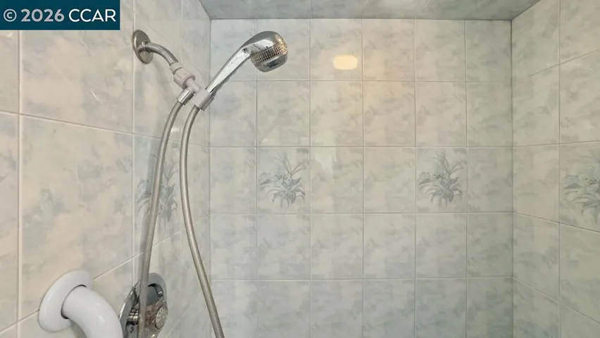 17786 Parker Rd, Castro Valley, California 94546