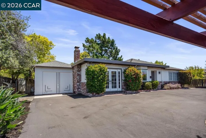 17786 Parker Rd, Castro Valley, California 94546