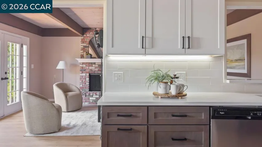 17786 Parker Rd, Castro Valley, California 94546